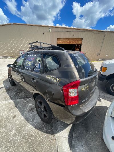 2009 Kia Rondo Location - Imports - Row 17 - Stock # H54409