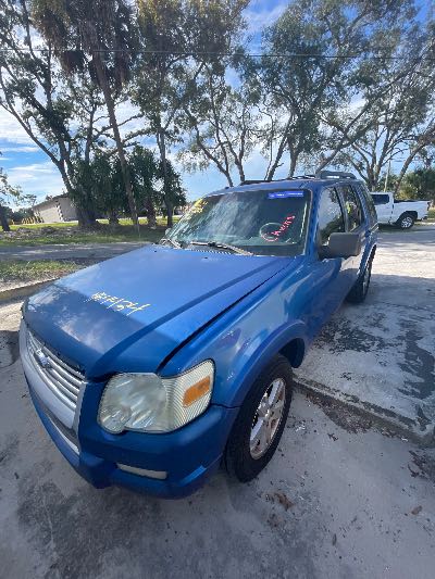 2010 Ford Explorer Location - Ford - Row 27 - Stock # H54434