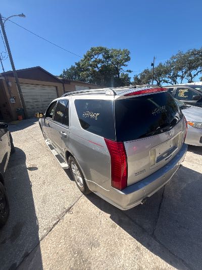 2005 Cadillac SRX Location - GM - Row 34 - Stock # H54468