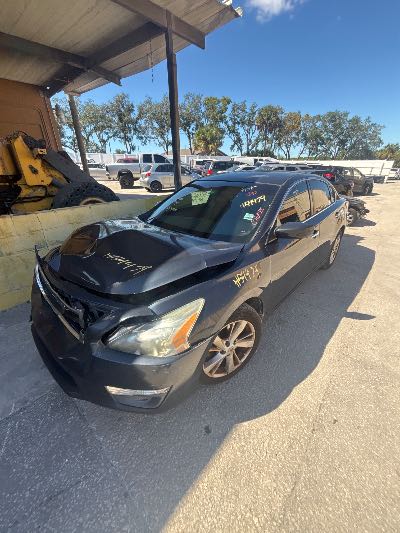 2013 Nissan Altima Location - Imports - Row 19 - Stock # H54479