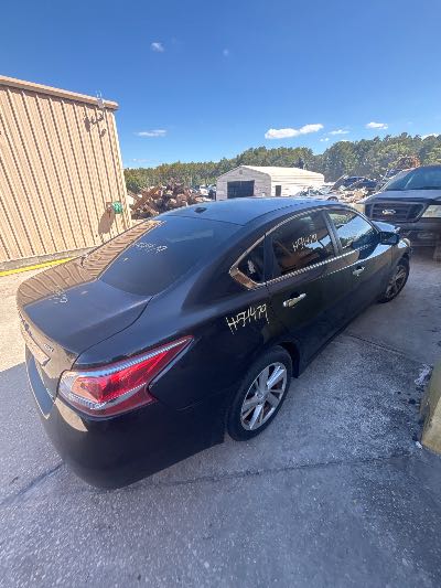 2013 Nissan Altima Location - Imports - Row 19 - Stock # H54479