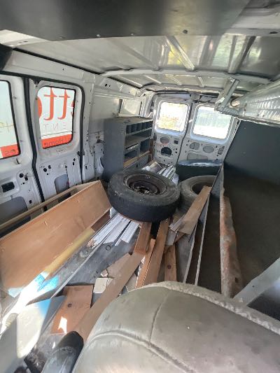 2007 Ford Econoline Location - Large Trucks & Vans - Row 18 - Stock # H54313