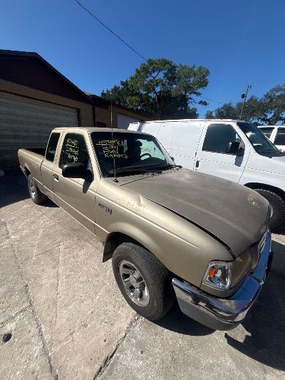 2001 Ford Ranger Location - Ford - Row 27 - Stock # H54481