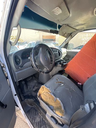 2006 Ford E-250 Location - Large Trucks & Vans - Row 16 - Stock # H54480