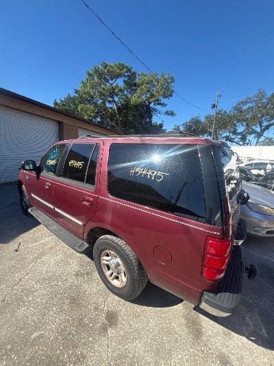2001 Ford Expedition Location - Large Trucks & Vans - Row 16 - Stock # H54495
