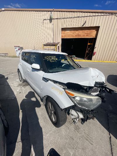 2015 Kia Soul Location - Imports - Row 21 - Stock # H54546