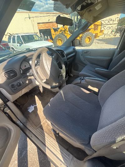 2007 Dodge Grand Caravan Location - Chrysler - Row 43 - Stock # H54502