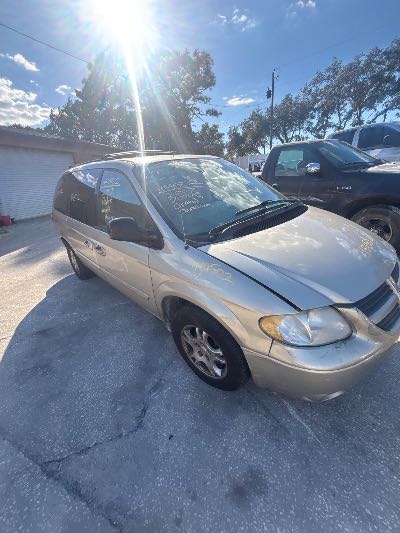 2007 Dodge Grand Caravan Location - Chrysler - Row 43 - Stock # H54502