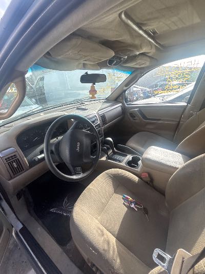 2004 Jeep Grand Cherokee Location - Chrysler - Row 44 - Stock # H54536