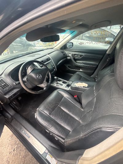 2013 Nissan Altima Location - Imports - Row 21 - Stock # H54557