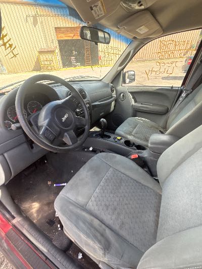 2006 Jeep Liberty Location - Chrysler - Row 44 - Stock # H54581
