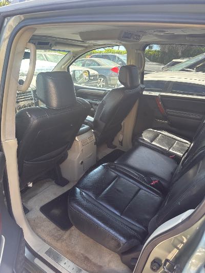 2004 Infiniti QX56 Location - Large Trucks & Vans - Row 14 - Stock # H48463