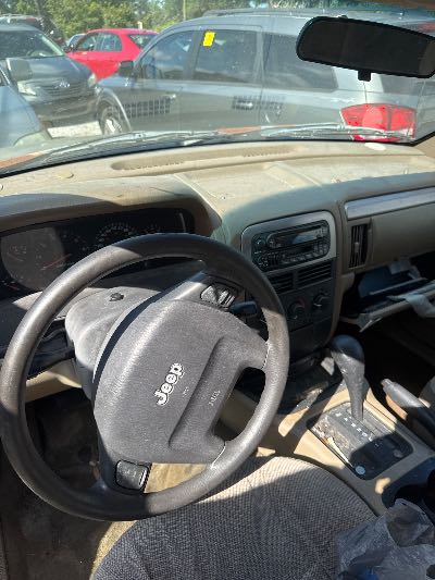 2001 Jeep Grand Cherokee Location - Chrysler - Row 44 - Stock # H49064