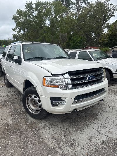 2015 Ford Expedition Location - Large Trucks & Vans - Row 26 - Stock # H49122