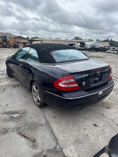 2005 Mercedes-Benz CLK-Class Location - Imports - Row 42 - Stock # H49227