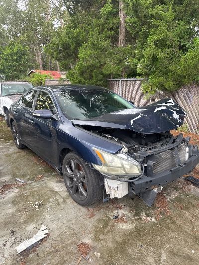 2013 Nissan Maxima Location - Imports - Row 2 - Stock # H49113