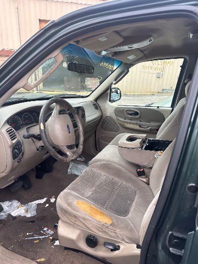 2003 Ford F-150 Location - Large Trucks & Vans - Row 27 - Stock # H49207