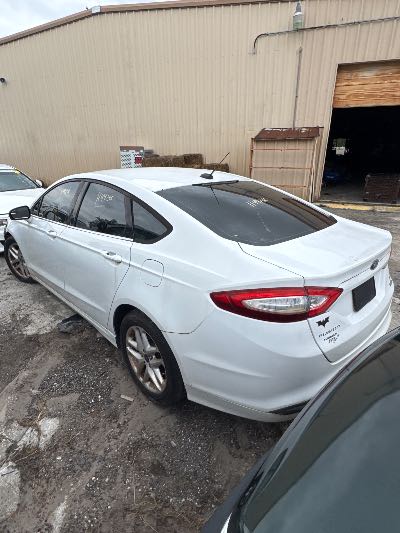 2013 Ford Fusion Location - Ford - Row 32 - Stock # H49246