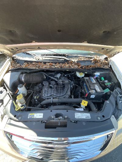 2013 Chrysler Town & Country Location - Chrysler - Row 39 - Stock # H49325