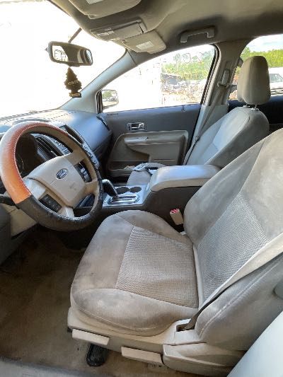 2010 Ford Edge Location - Ford - Row 32 - Stock # H49324