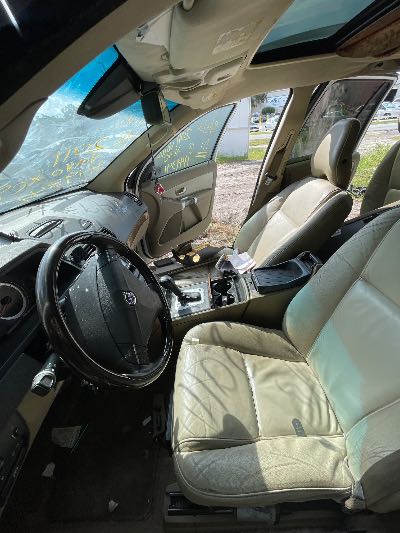 2011 Volvo XC90 Location - Imports - Row 3 - Stock # H49341