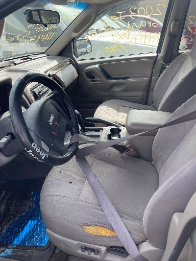 2003 Jeep Grand Cherokee Location - Chrysler - Row 38 - Stock # H49343