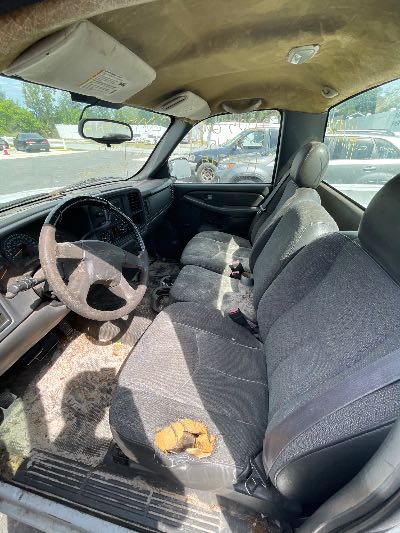 2005 GMC Sierra 1500 Location - Large Trucks & Vans - Row 27 - Stock # H49345