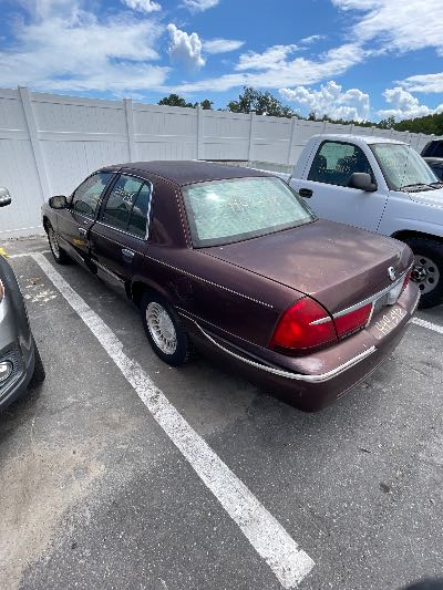 2001 Mercury Grand Marquis Location - Ford - Row 32 - Stock # H49348