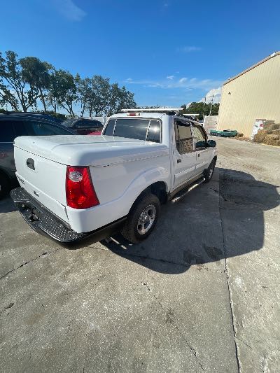 2005 Ford Explorer Sport Trac Location - Ford - Row 34 - Stock # H49354