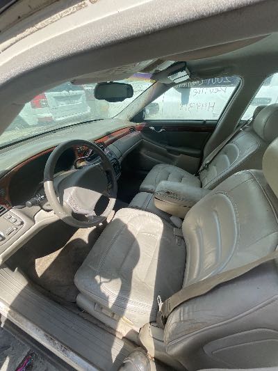 2001 Cadillac Deville Location - GM - Row 39 - Stock # H49318