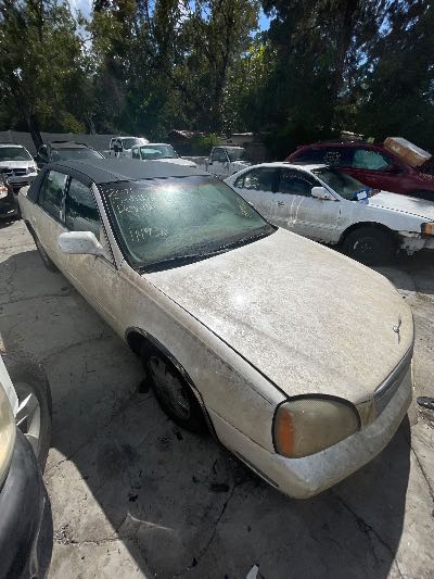 2001 Cadillac Deville Location - GM - Row 39 - Stock # H49318
