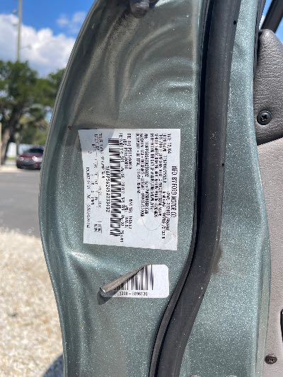 2005 Ford Taurus Location - Ford - Row 34 - Stock # H49376