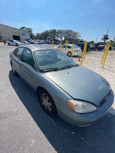 2005 Ford Taurus Location - Ford - Row 34 - Stock # H49376