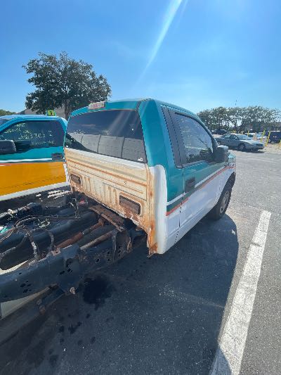 2013 Ford F-150 Location - Large Trucks & Vans - Row 28 - Stock # H49380