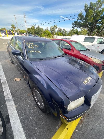 2006 Chrysler 300 Location - Chrysler - Row 38 - Stock # H49390