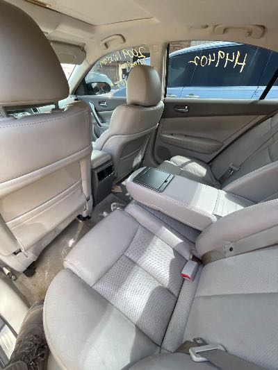 2009 Nissan Maxima Location - Imports - Row 4 - Stock # H49402