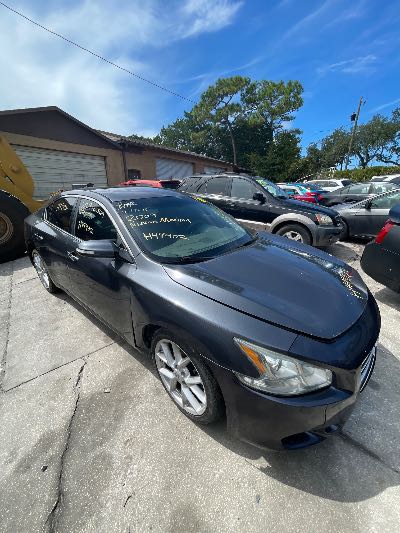 2009 Nissan Maxima Location - Imports - Row 4 - Stock # H49402