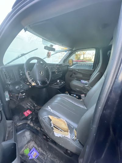 2011 Chevrolet Express Location - Large Trucks & Vans - Row 29 - Stock # H49443