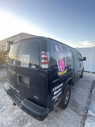 2011 Chevrolet Express Location - Large Trucks & Vans - Row 29 - Stock # H49443