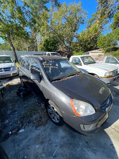 2008 Kia Rondo Location - Imports - Row 1 - Stock # H49290