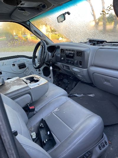 2004 Ford F-350 SD Location - Large Trucks & Vans - Row 29 - Stock # H49446