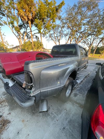 2004 Ford F-350 SD Location - Large Trucks & Vans - Row 29 - Stock # H49446