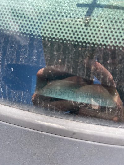 2000 Ford Expedition Location - Large Trucks & Vans - Row 31 - Stock # H49462