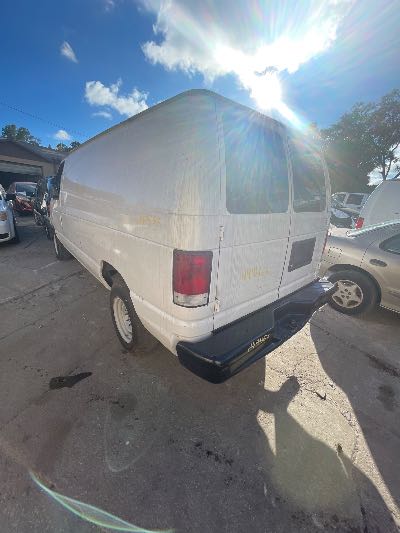 2001 Ford Econoline Location - Large Trucks & Vans - Row 28 - Stock # H49463