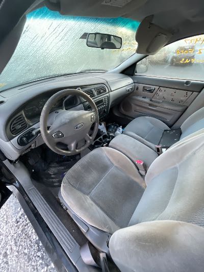 2002 Ford Taurus Location - Ford - Row 34 - Stock # H49477