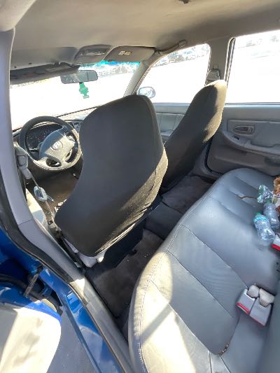 2005 Hyundai Elantra Location - Imports - Row 6 - Stock # H49481