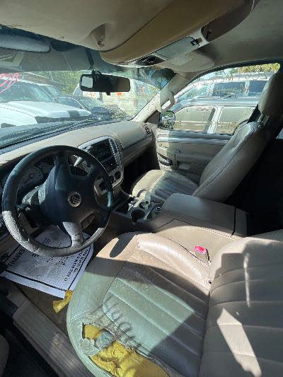 2004 Mercury Mountaineer Location - Ford - Row 34 - Stock # H49490