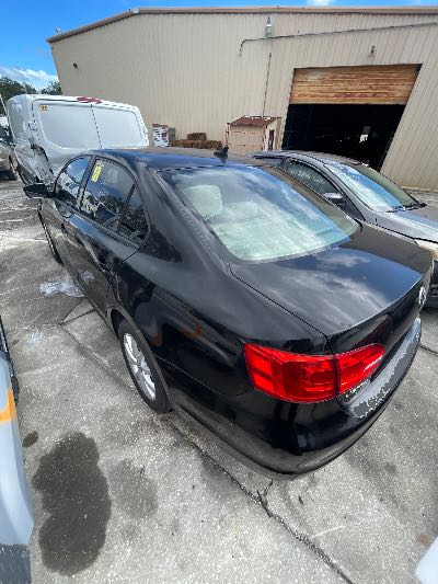 2011 Volkswagen Jetta Location - Imports - Row 3 - Stock # H49494