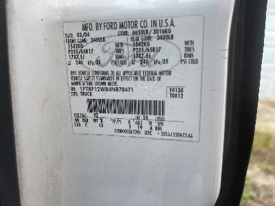 2004 Ford F-150 Location - Large Trucks & Vans - Row 18 - Stock # H49427