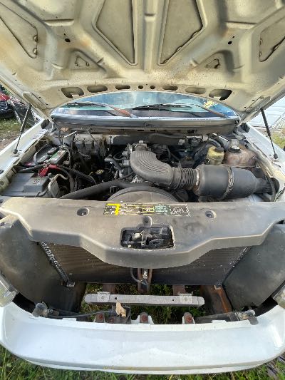 2004 Ford F-150 Location - Large Trucks & Vans - Row 18 - Stock # H49427